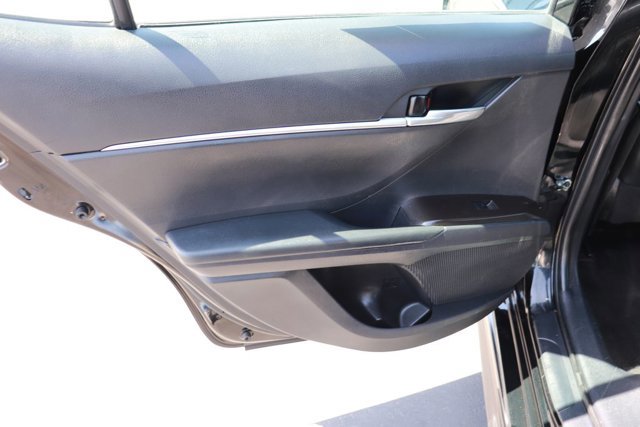 Used 2021 Toyota Camry SE FWD image 12