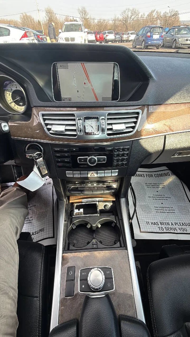 Used 2014 Mercedes-Benz E 350 4MATIC Sedan image 15