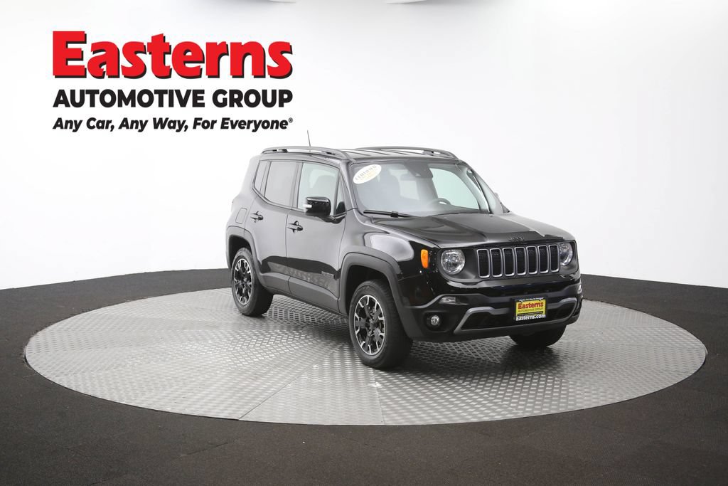Used 2023 Jeep Renegade Latitude AWD/4WD image 51