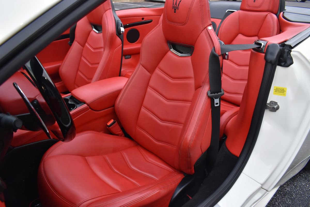 Used 2019 Maserati GranTurismo Sport image 2