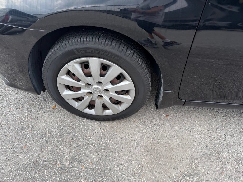 Used 2019 Nissan Sentra S FWD image 9