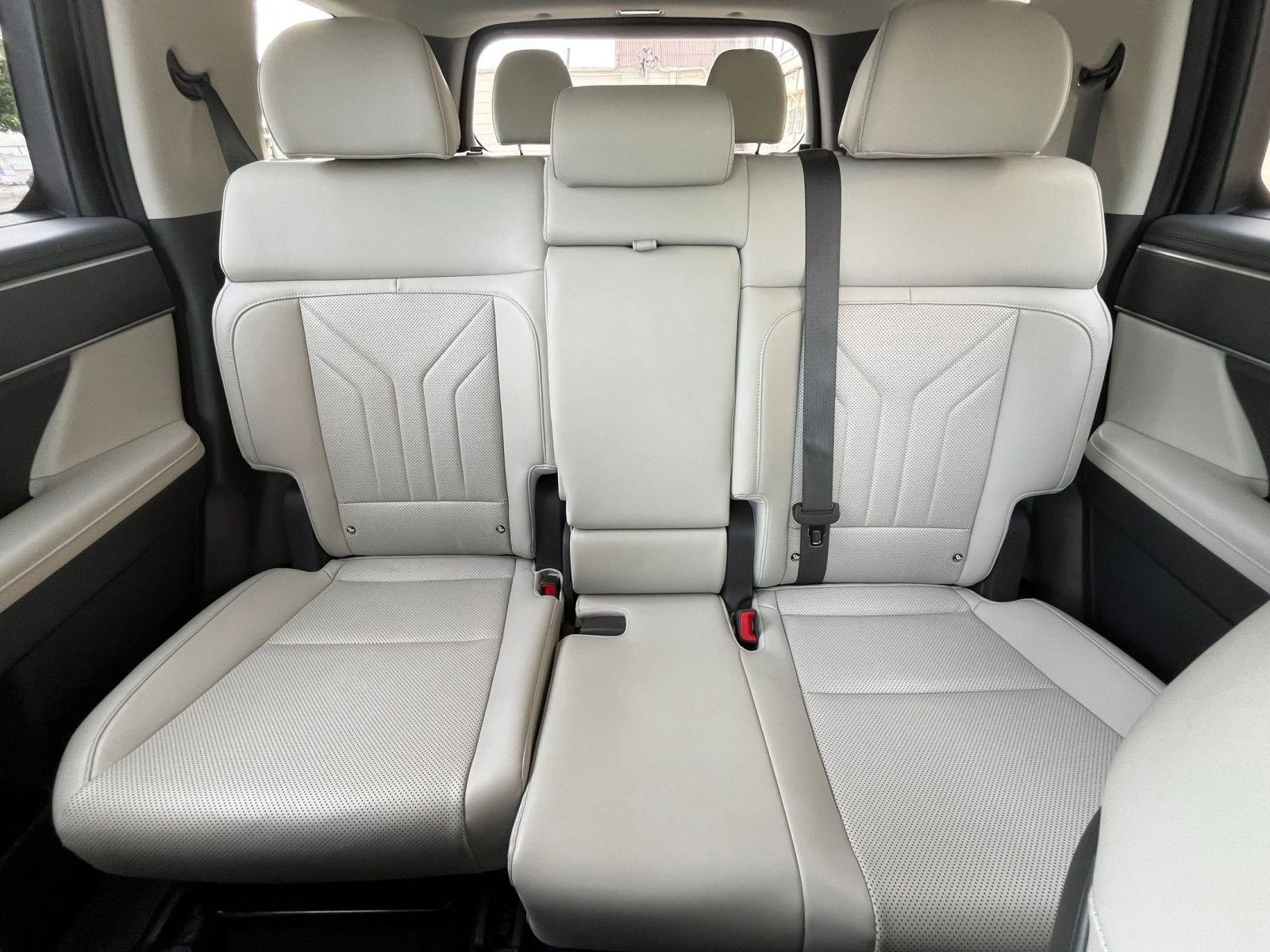 Used 2025 Hyundai Santa Fe SEL image 41