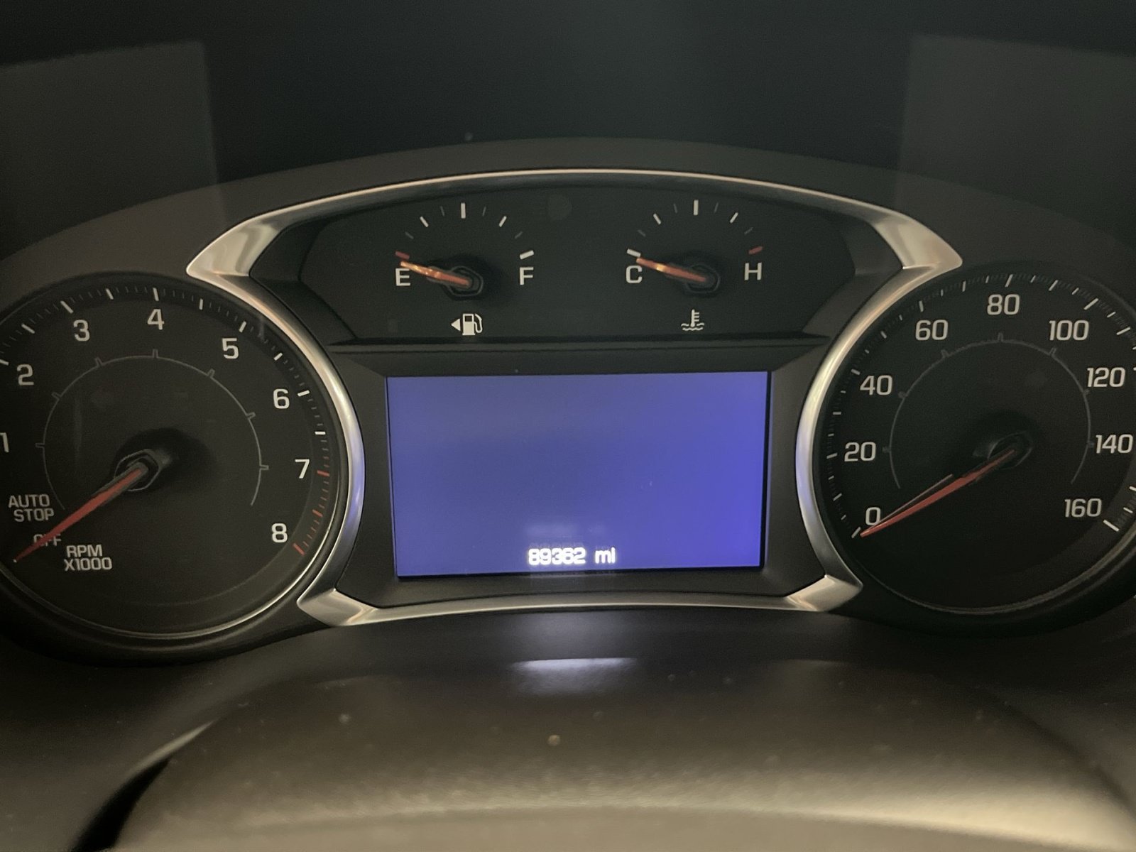 Used 2021 GMC Acadia SLE w/ Driver Convenience Package FWD image 15