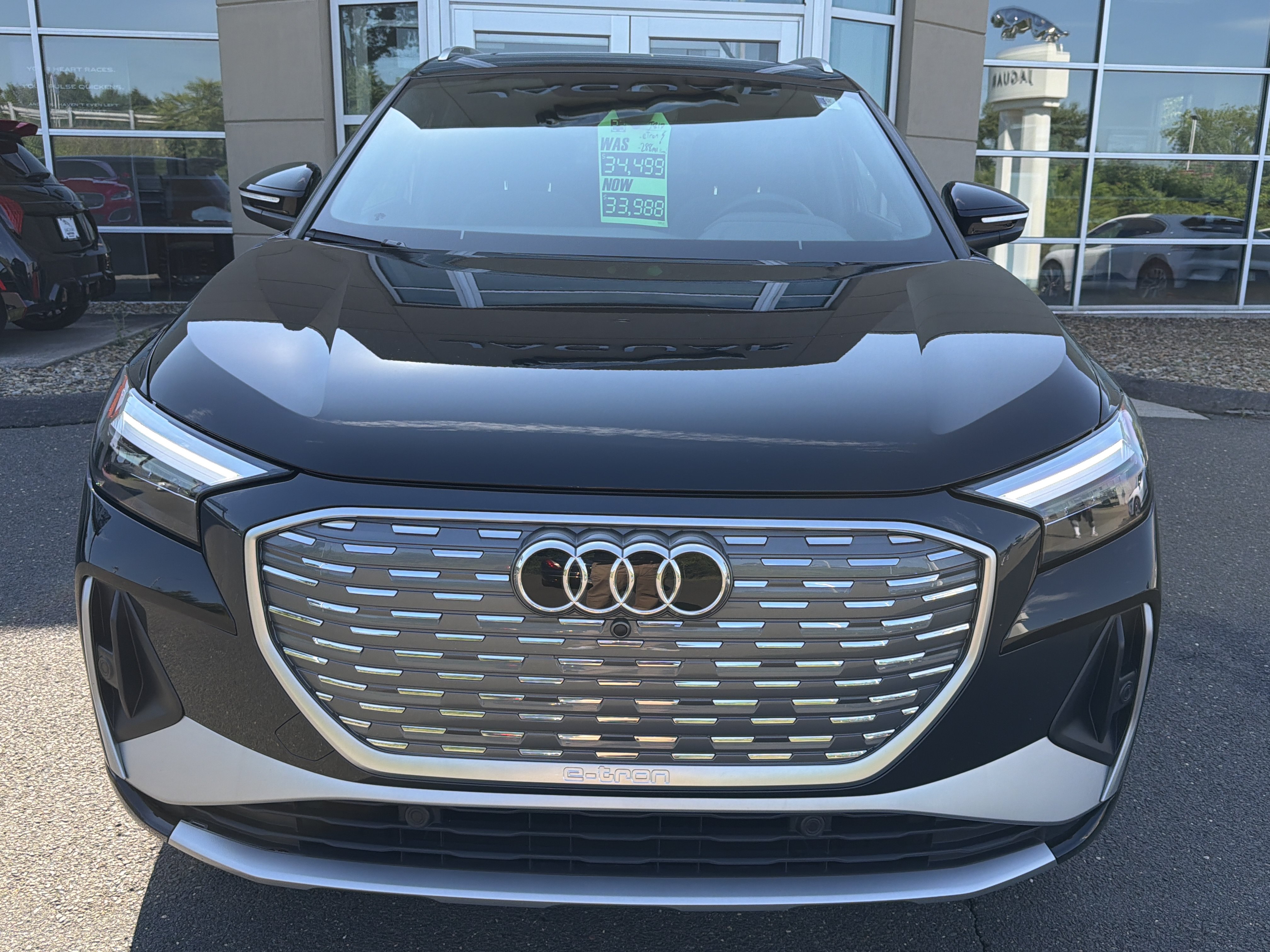 Used 2023 Audi Q4 e-tron Premium Plus w/ Premium Plus AWD/4WD image 9