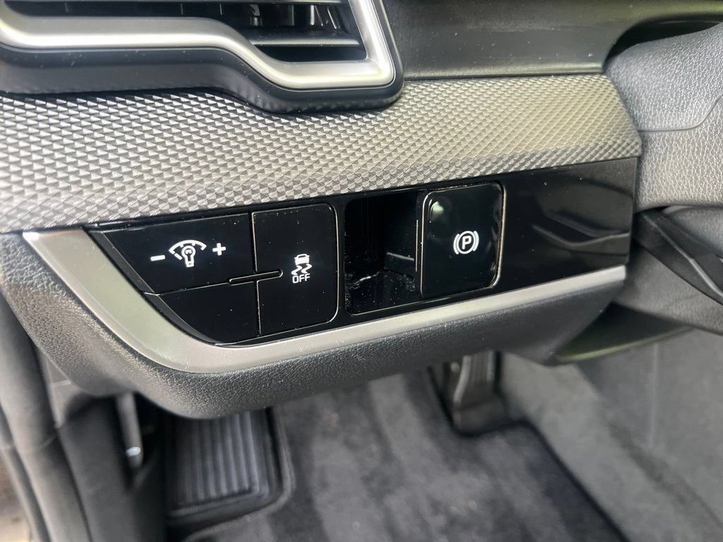 Certified 2023 Kia Sportage LX FWD image 46