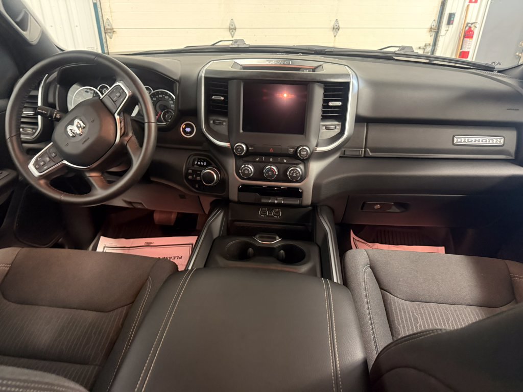 Used 2024 RAM 1500 Big Horn AWD/4WD image 2