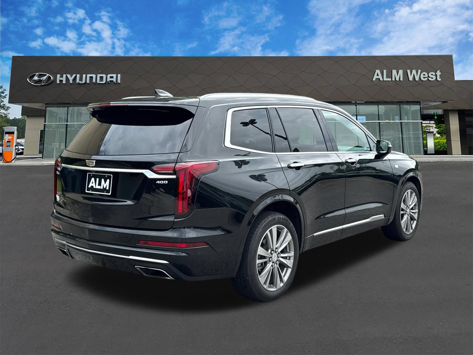 Used 2022 Cadillac XT6 Premium Luxury FWD image 5