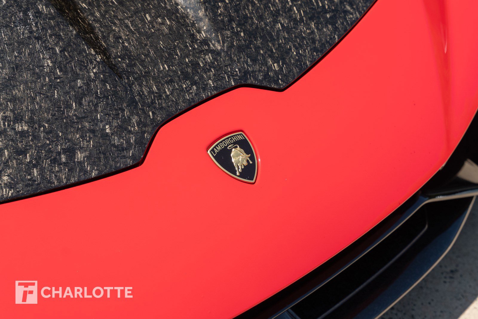 Used 2018 Lamborghini Huracan Performante image 2