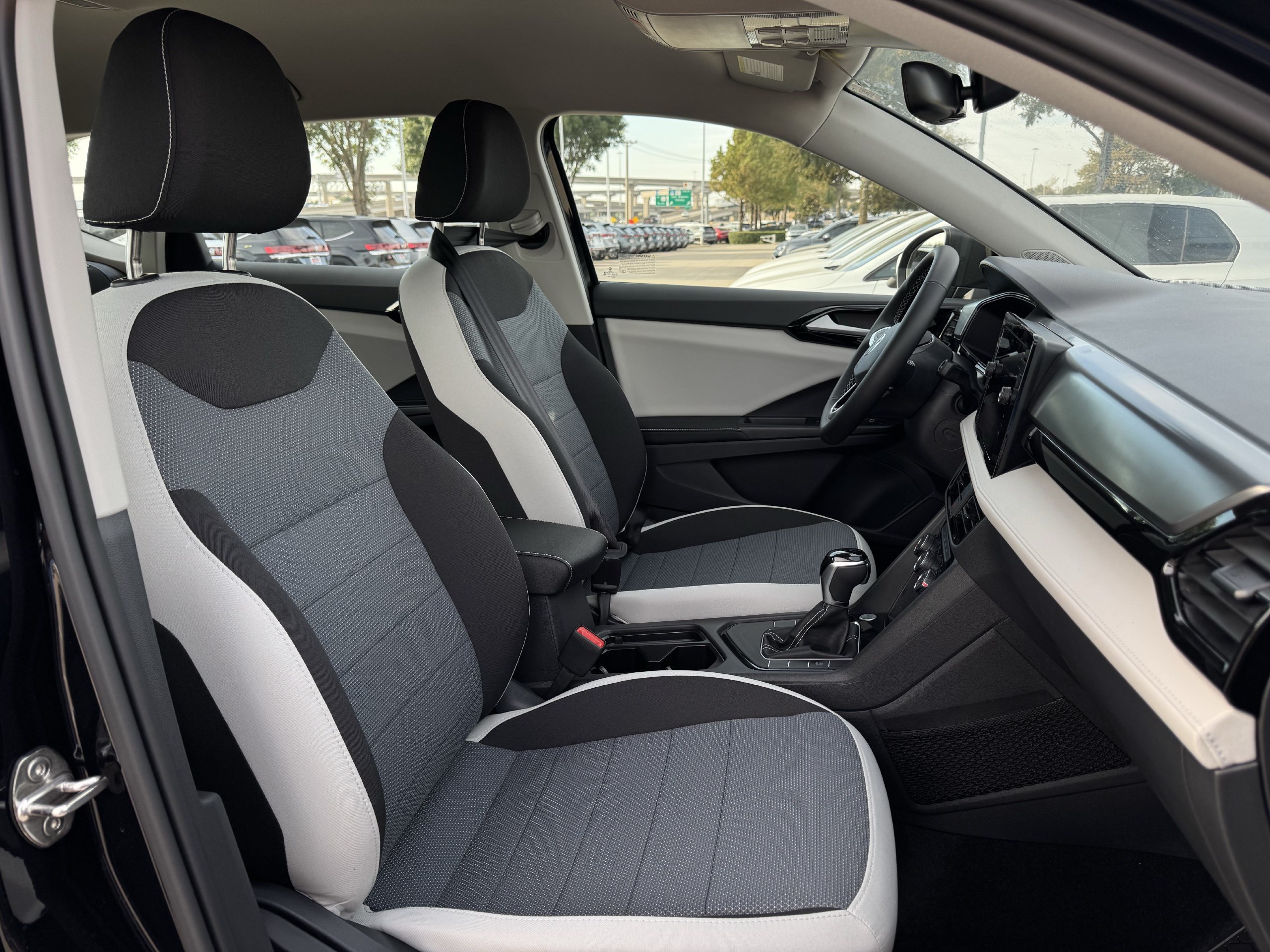 New 2027 Volkswagen Taos S FWD image 23
