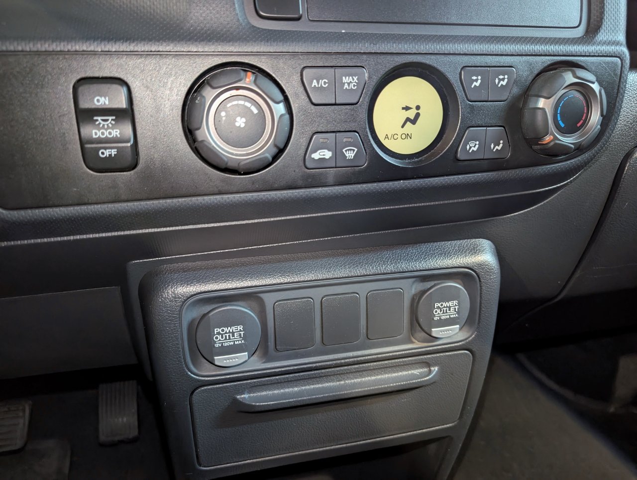 Used 2012 Honda Ridgeline Sport image 37