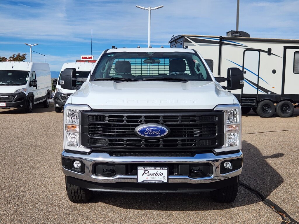 Used 2024 Ford F250 XL w/ XL Chrome Package image 6