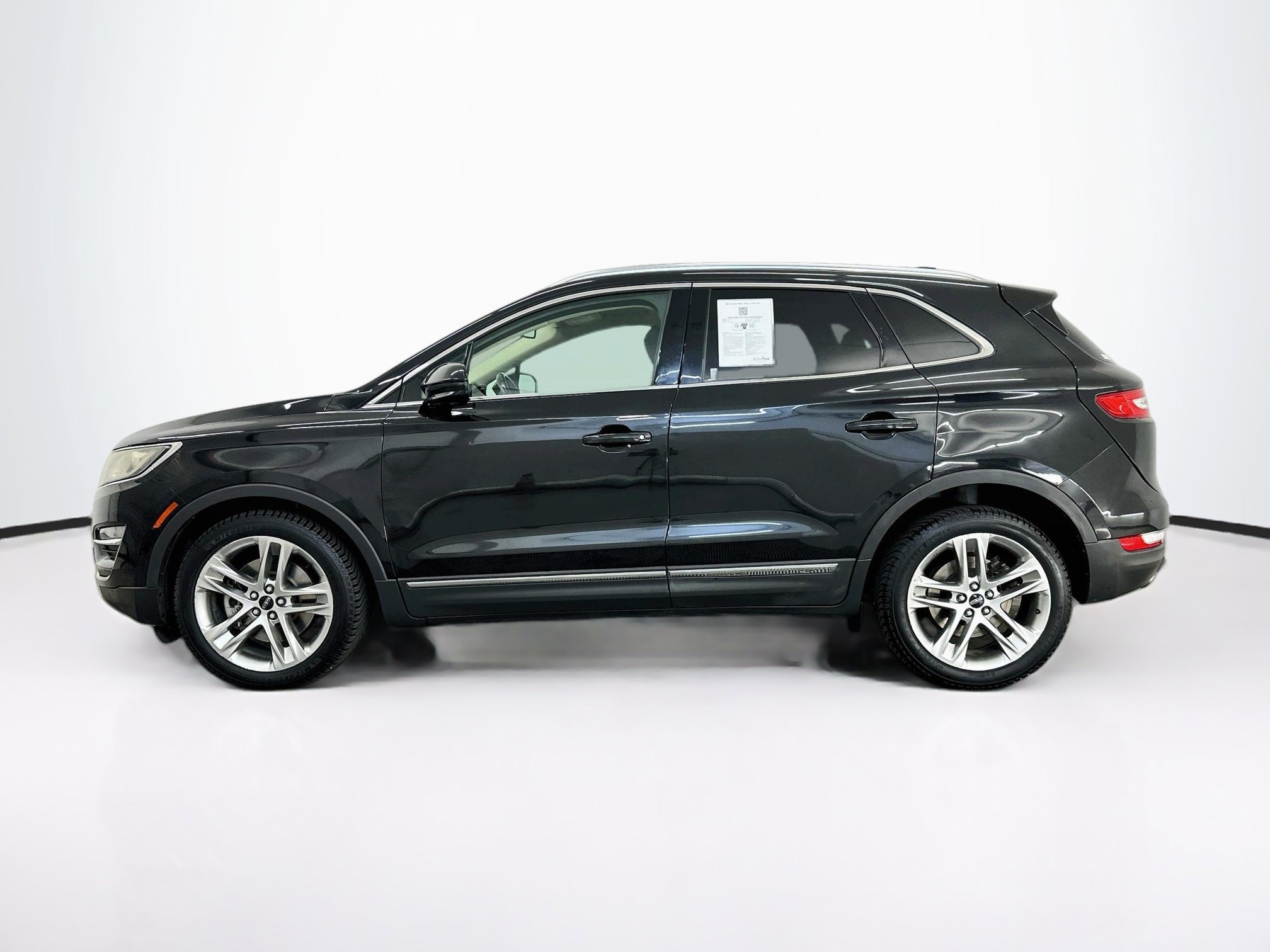 Used 2015 Lincoln MKC AWD w/ Equipment Group 102A Reserve image 4