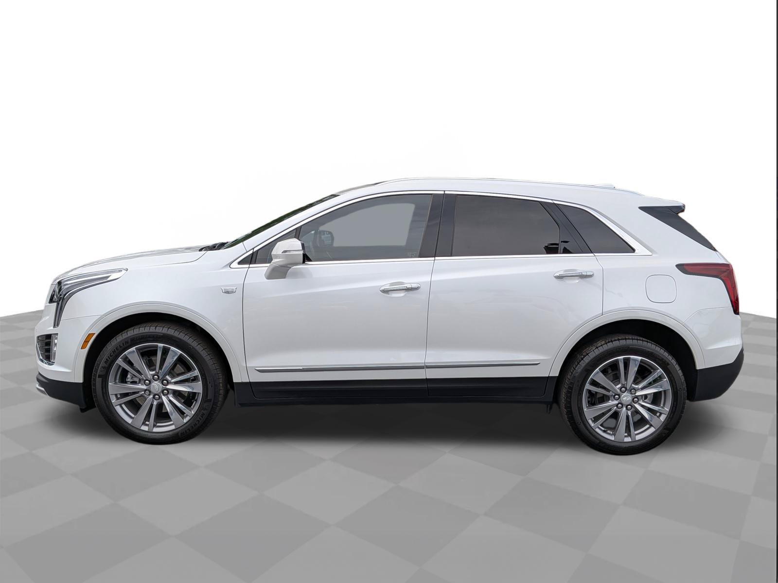 Certified 2024 Cadillac XT5 Premium Luxury FWD image 7