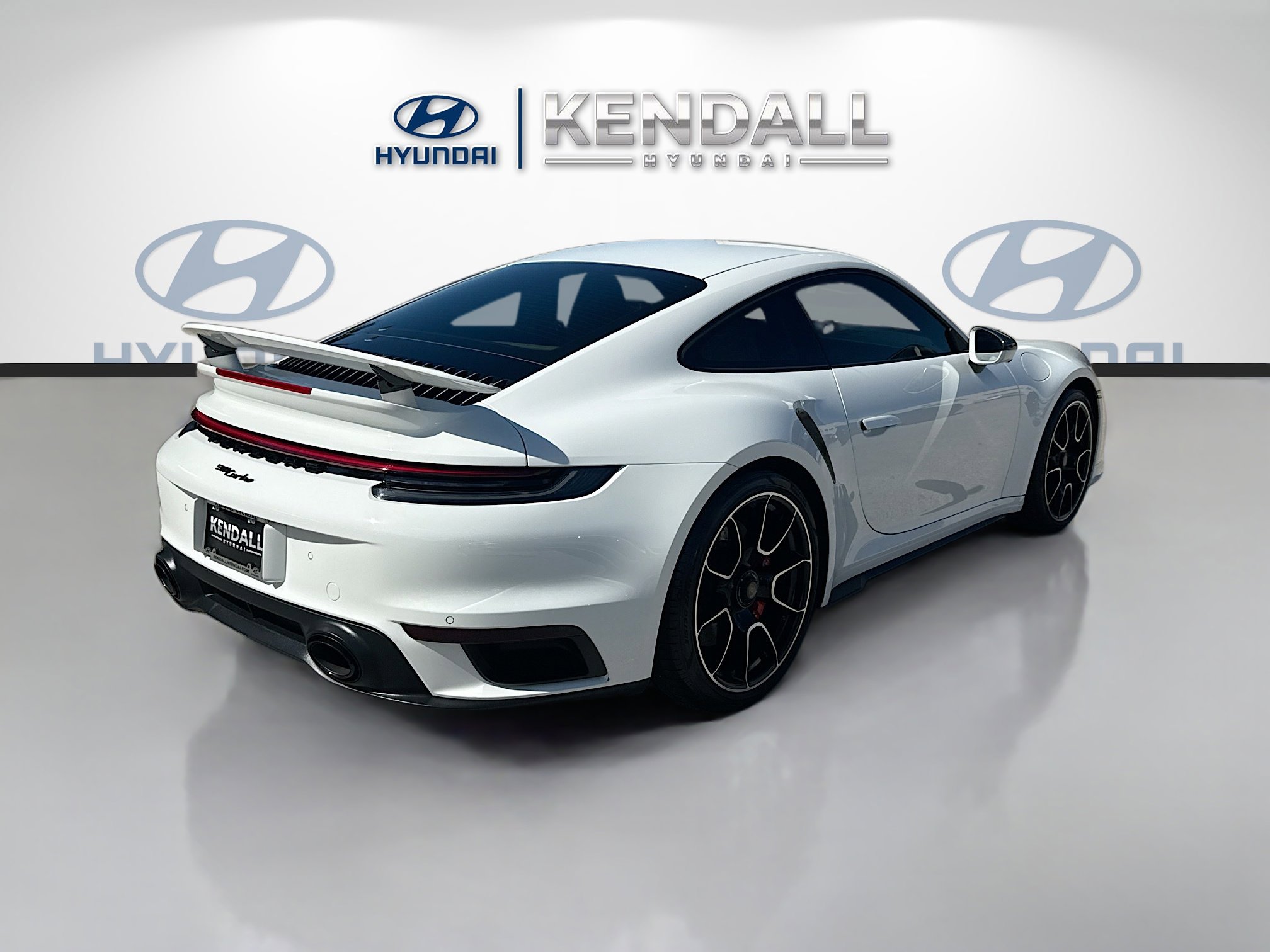 Used 2025 Porsche 911 Turbo AWD/4WD image 6