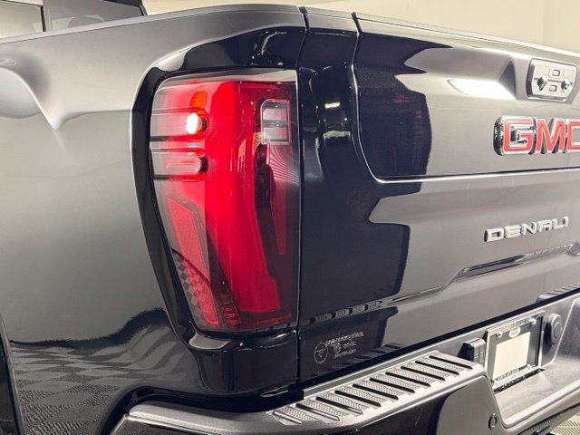 Used 2026 GMC Sierra 2500 Denali w/ Denali Reserve Package AWD/4WD image 13