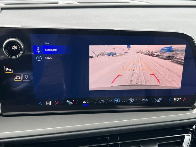 New 2026 Chevrolet Traverse LT w/ LPO, Floor Liner Package image 24