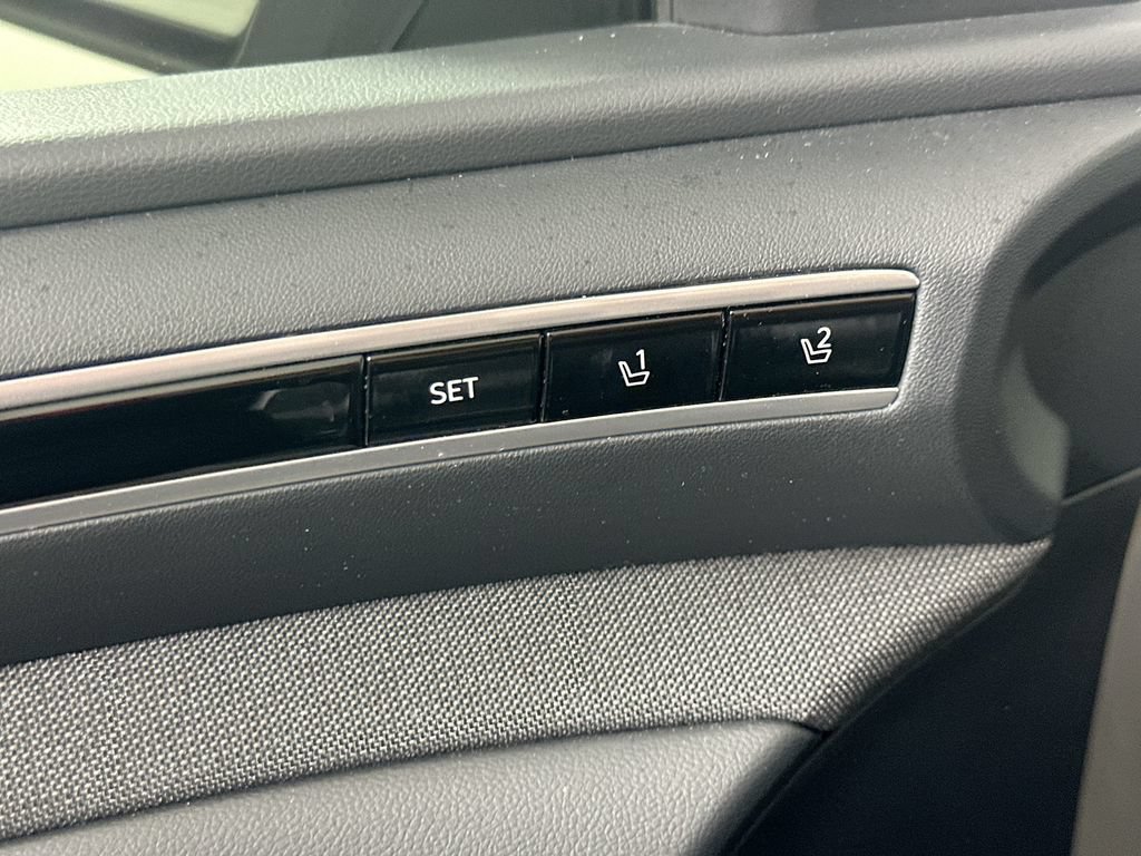 Used 2024 Hyundai Tucson Limited AWD/4WD image 21
