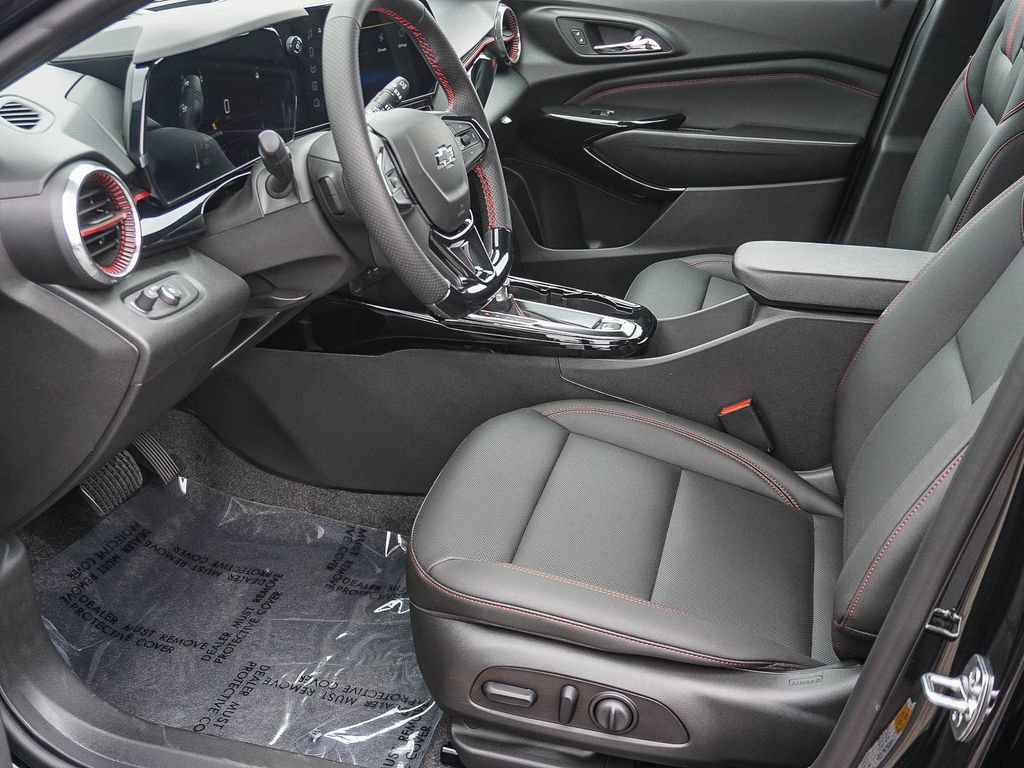 New 2026 Chevrolet Trax RS w/ Driver Confidence Package FWD image 17