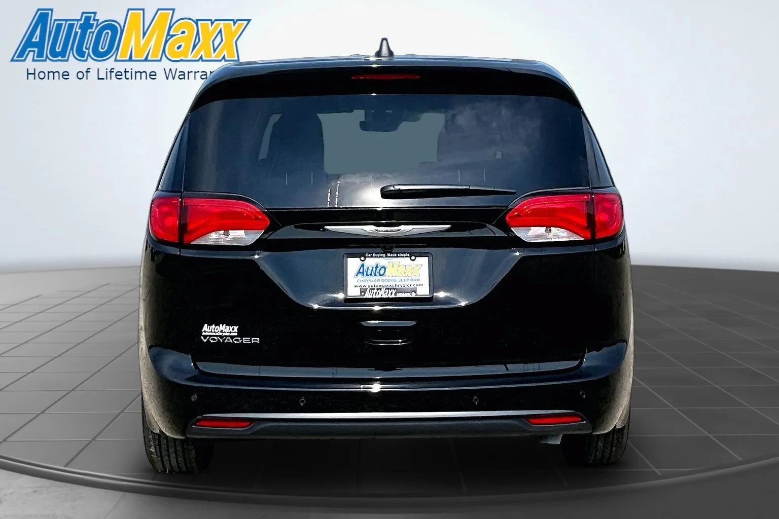 New 2026 Chrysler Voyager LX FWD image 4