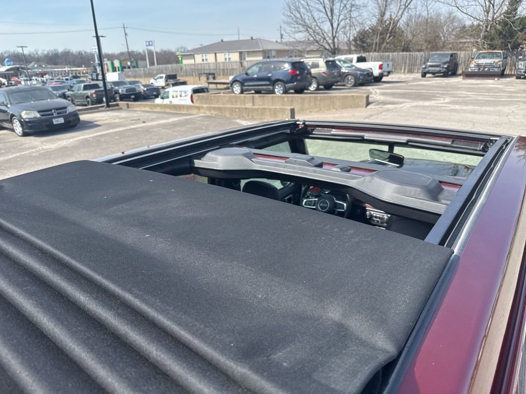 Certified 2022 Jeep Wrangler Unlimited Rubicon w/ LED Lighting Group image 46