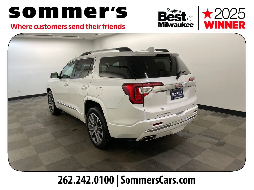 Used 2023 GMC Acadia Denali w/ Denali Ultimate Package image 3