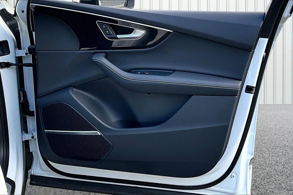 Used 2026 Audi Q7 3.0T Premium Plus w/ Premium Plus Package AWD/4WD image 28