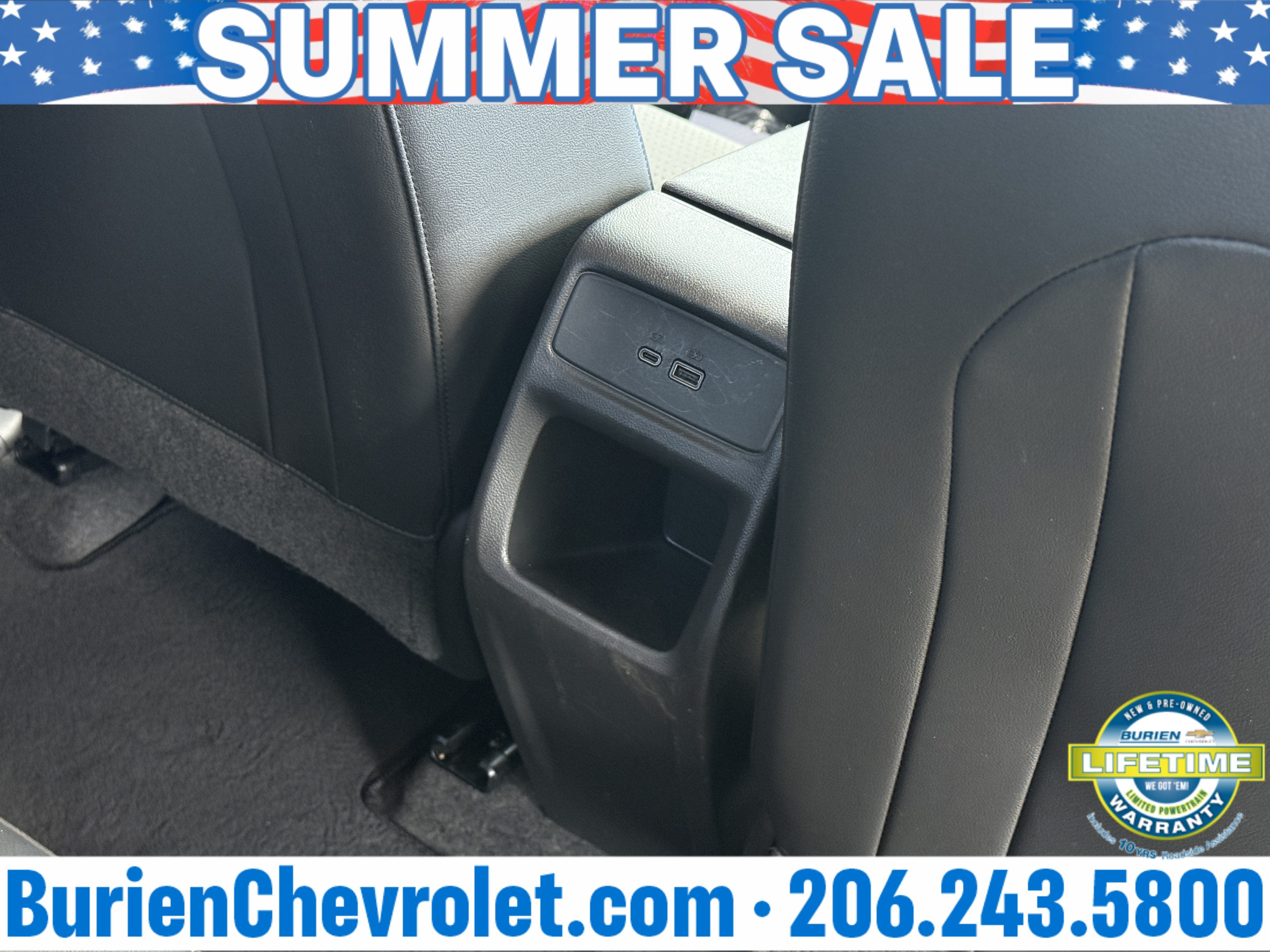 Used 2025 Chevrolet Trax LT FWD image 26