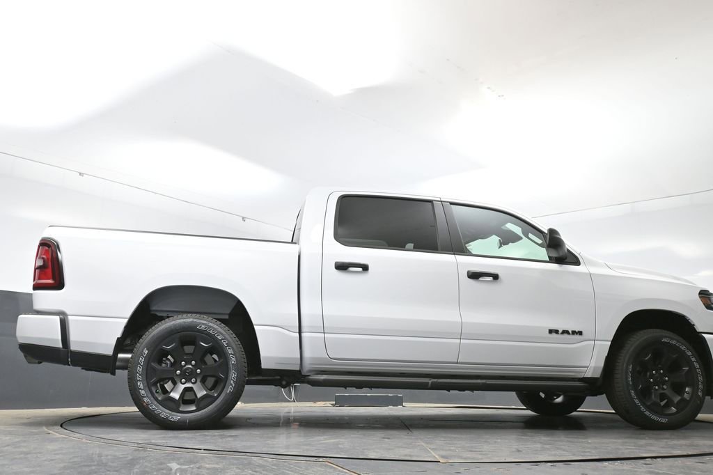 New 2026 RAM 1500 Express AWD/4WD image 38
