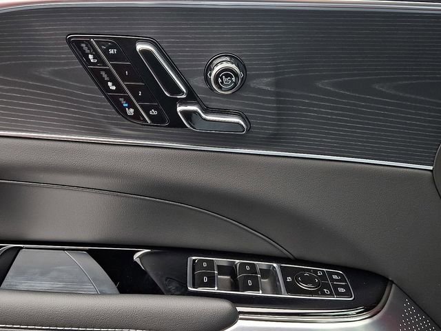 New 2026 Cadillac Lyriq V image 20