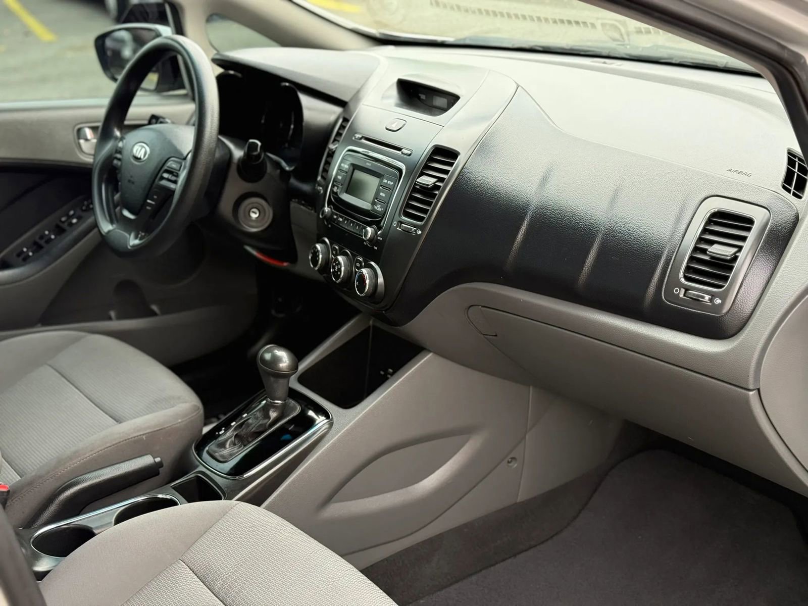 Used 2018 Kia Forte LX FWD image 16