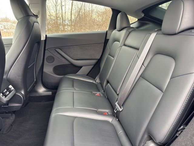 Used 2023 Tesla Model Y Long Range image 16