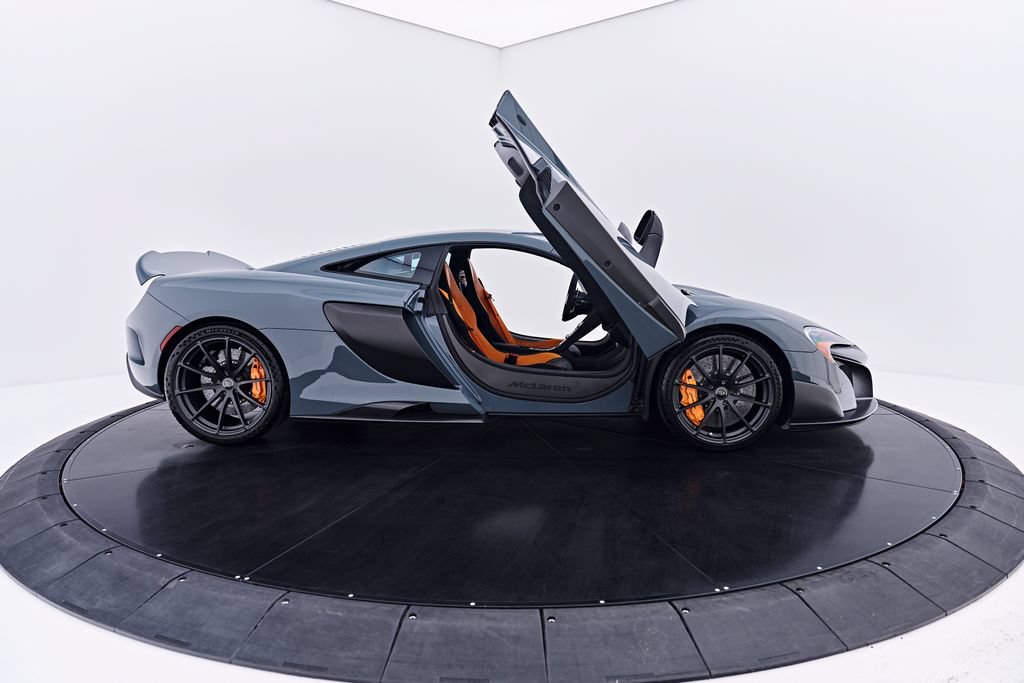 Used 2016 McLaren 675LT Coupe RWD image 33