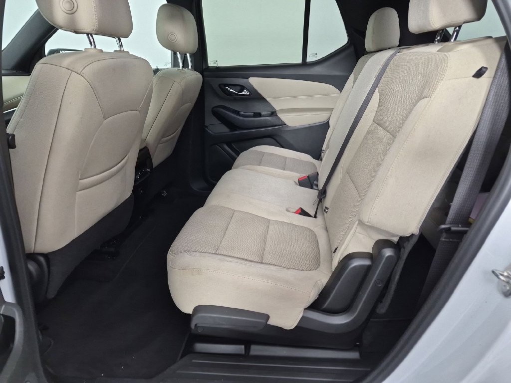 Certified 2023 Chevrolet Traverse LS FWD image 30