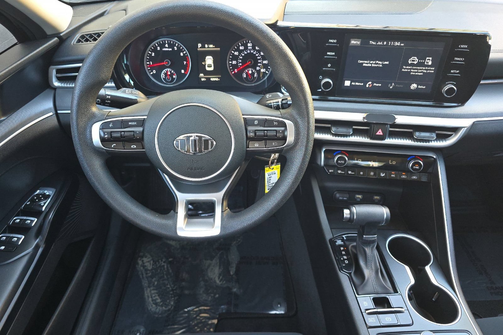 Used 2021 Kia K5 LX FWD image 11