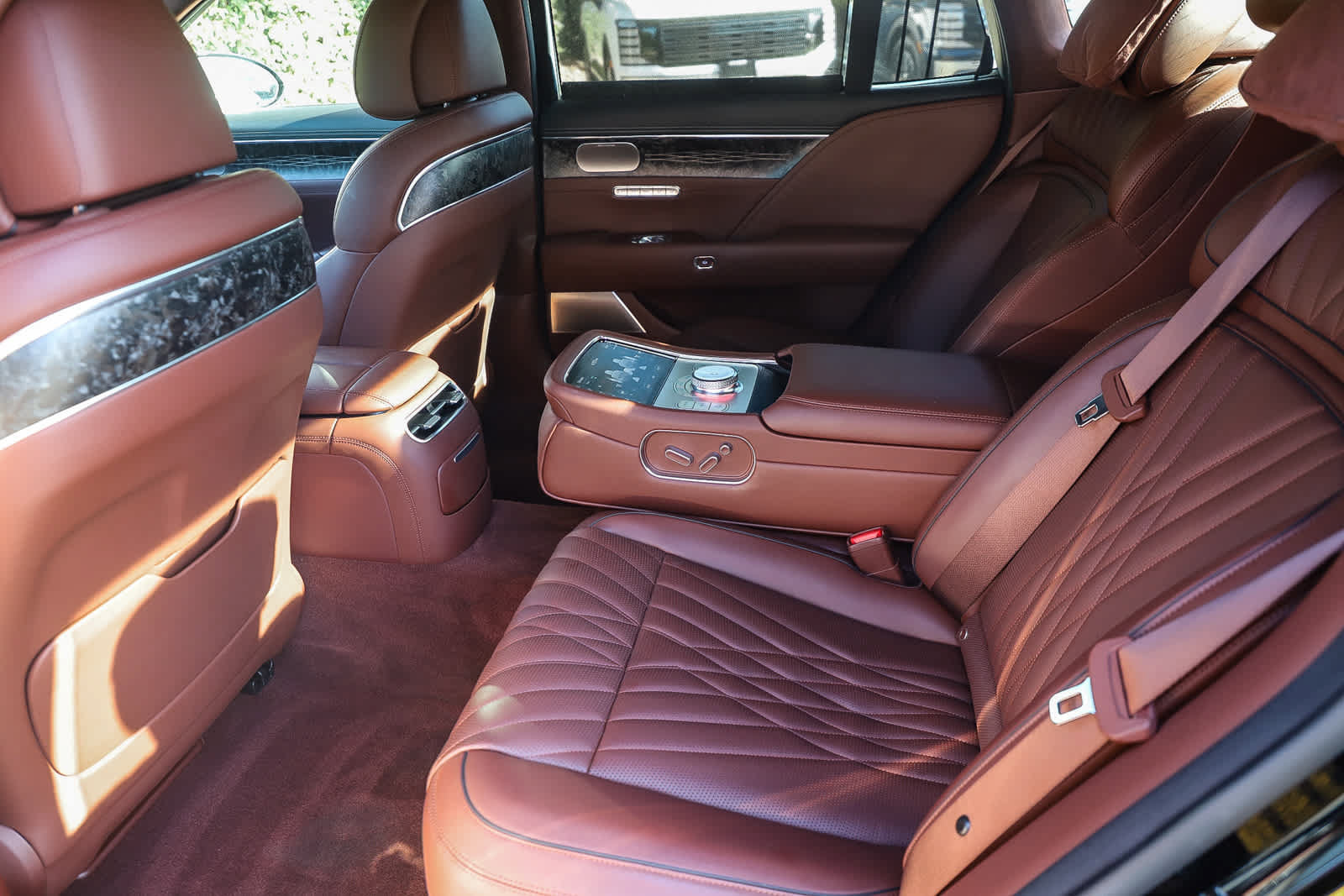 Used 2023 Genesis G90 3.5T AWD/4WD image 19
