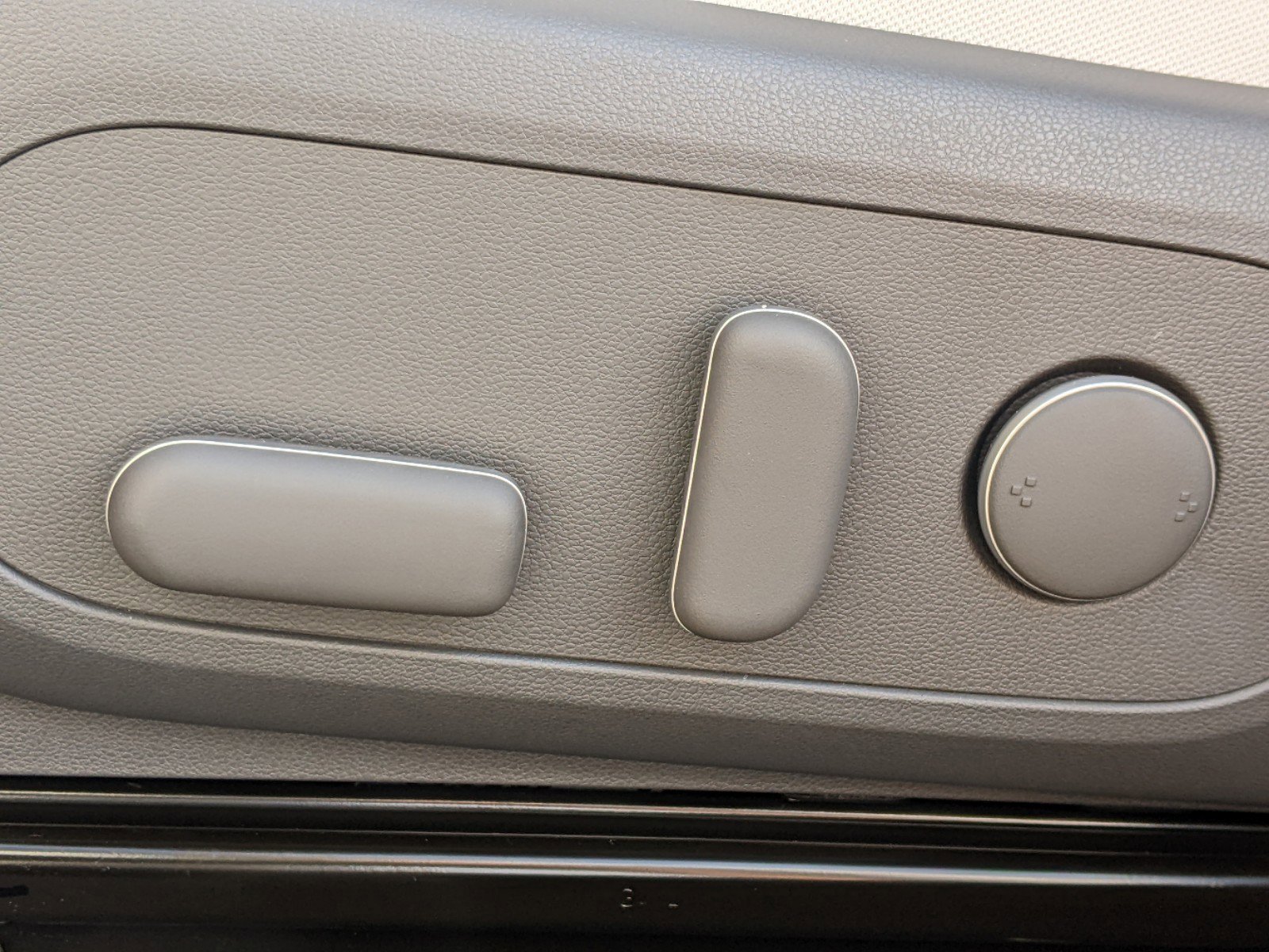 New 2025 Hyundai Kona SEL image 19