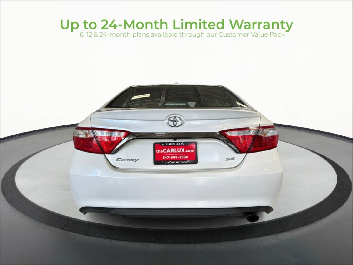 Used 2017 Toyota Camry SE w/ Moonroof Package FWD image 6