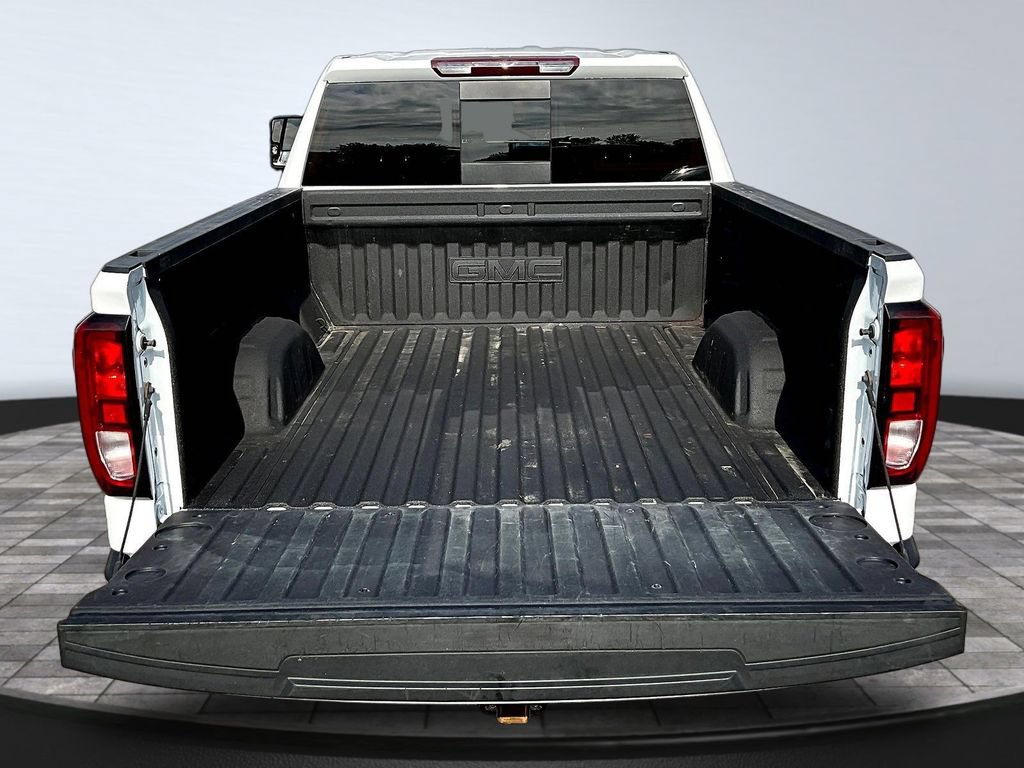 Used 2024 GMC Sierra 1500 Elevation w/ Preferred Package AWD/4WD image 9