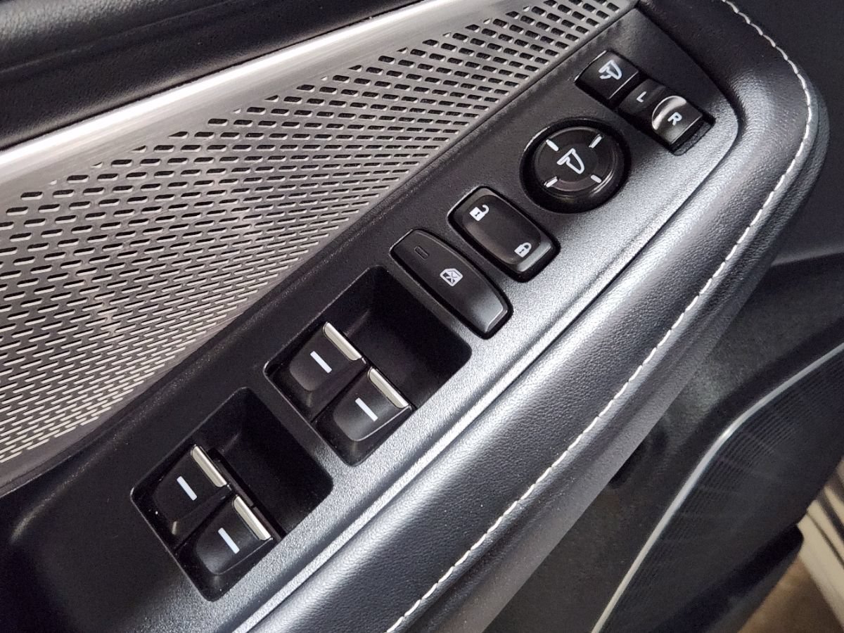 Used 2023 Acura MDX FWD w/ Technology Package image 44