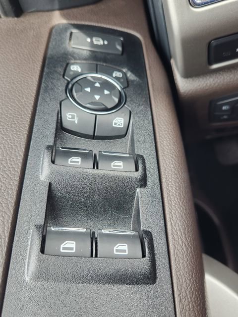 Used 2022 Ford F350 King Ranch w/ FX4 Off-Road Package image 38