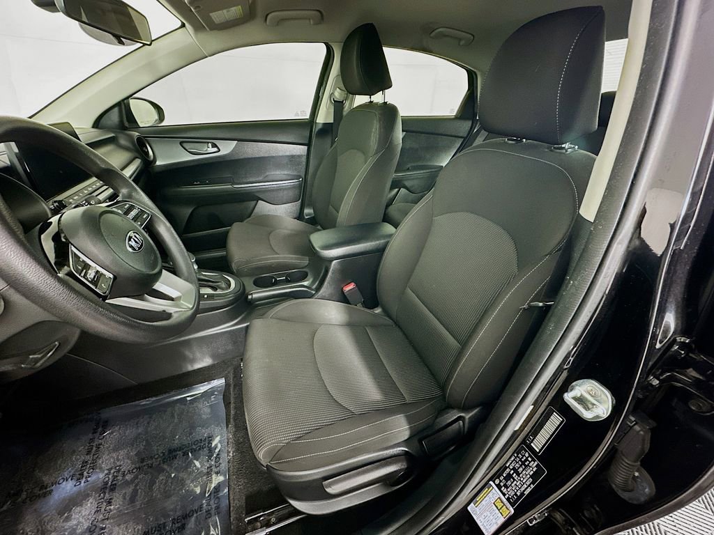 Used 2021 Kia Forte Sedan image 25