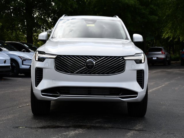 New 2026 Volvo XC90 T8 Ultra image 2