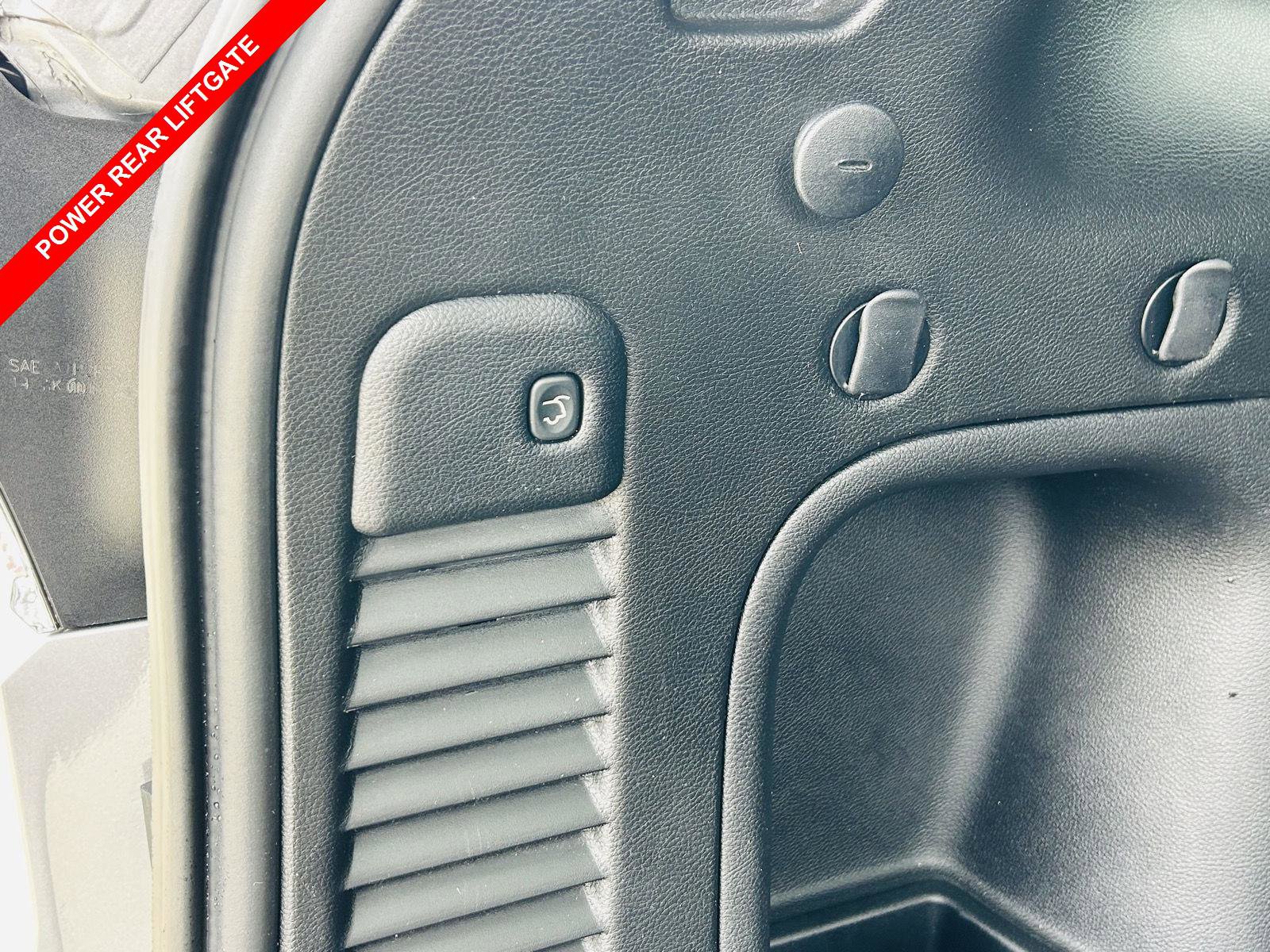 Used 2021 Jeep Grand Cherokee Limited w/ Sun & Sound Group image 10