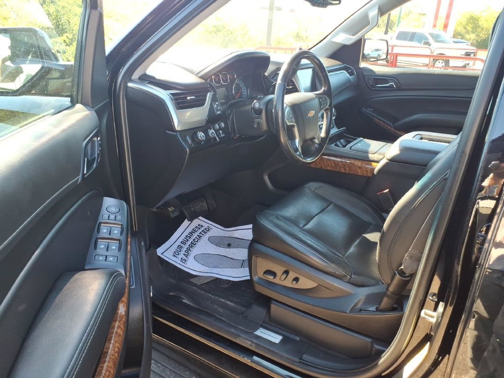 Used 2019 Chevrolet Tahoe Premier AWD/4WD image 6