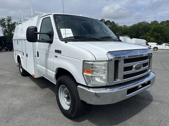 Used 2015 Ford E-350 and Econoline 350 Super Duty RWD image 3