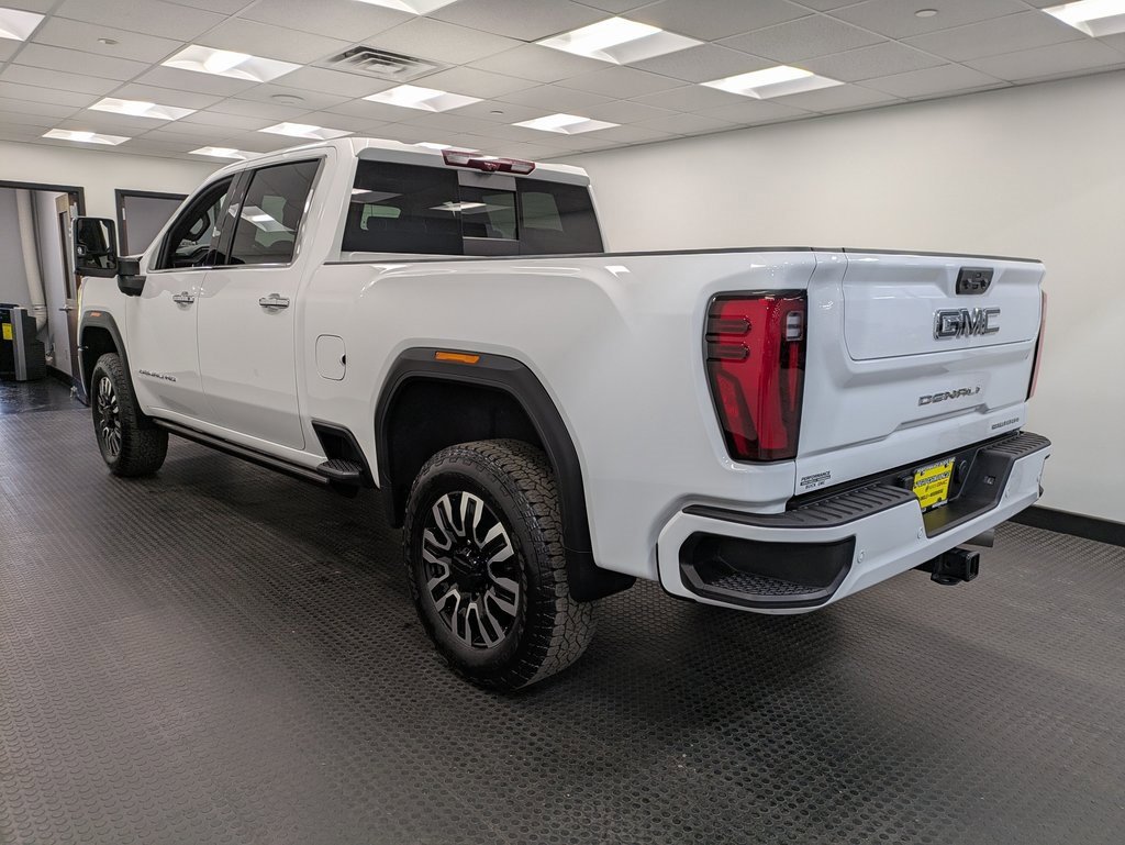 Used 2024 GMC Sierra 3500 Denali Ultimate image 6