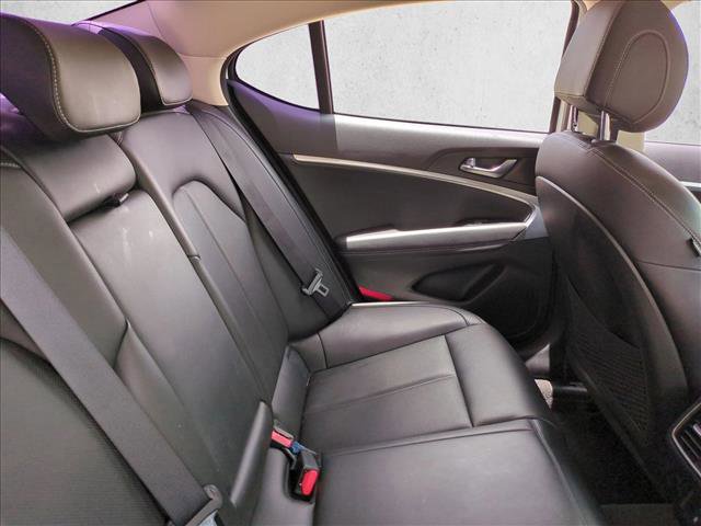 Used 2022 Genesis G70 2.0T RWD image 20