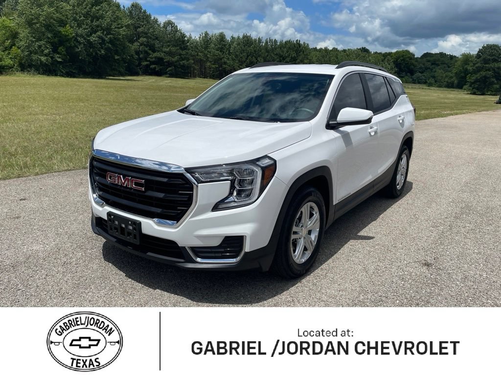 Used 2024 GMC Terrain SLE w/ Driver Convenience Package