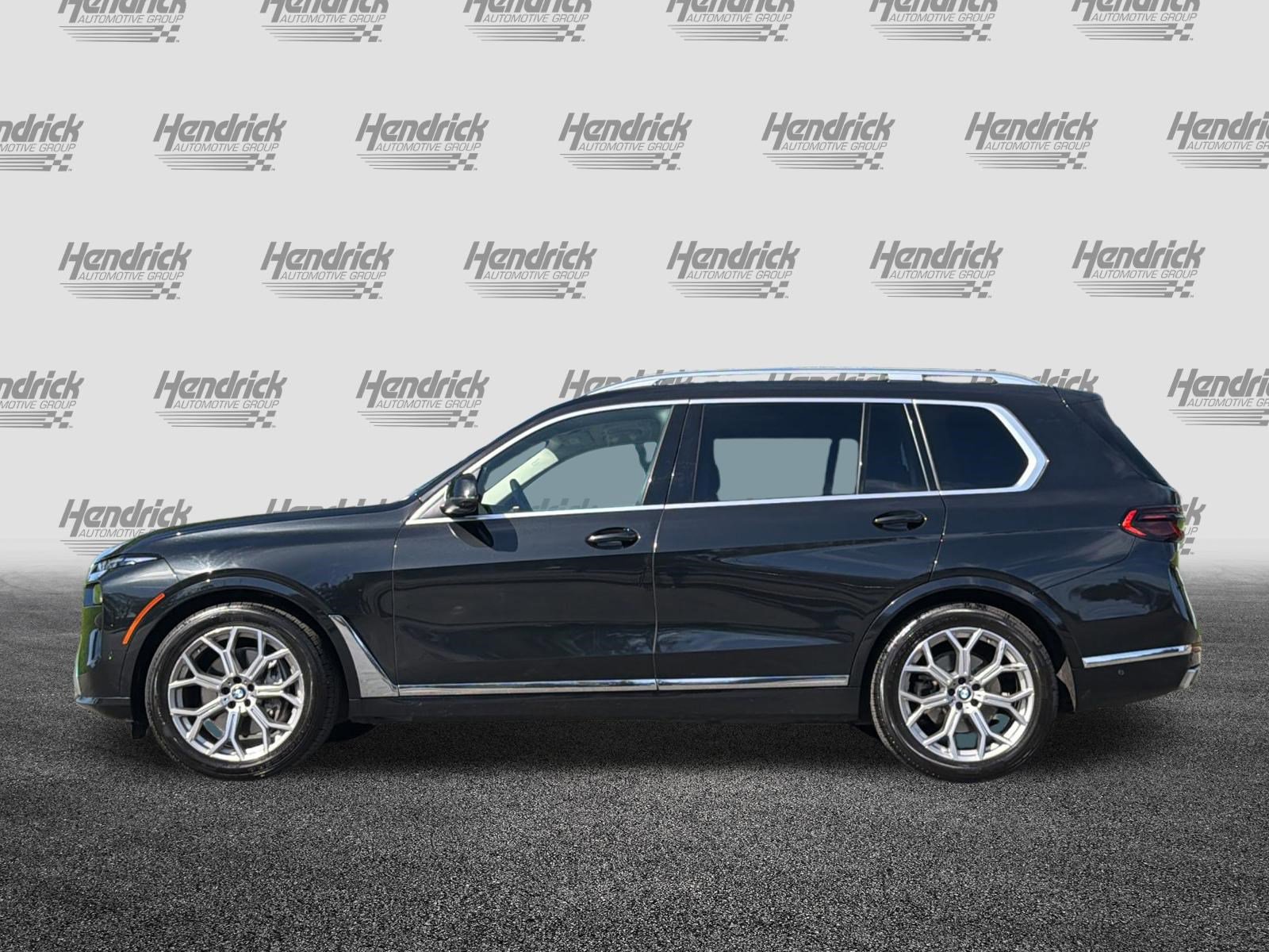 Certified 2025 BMW X7 xDrive40i image 8