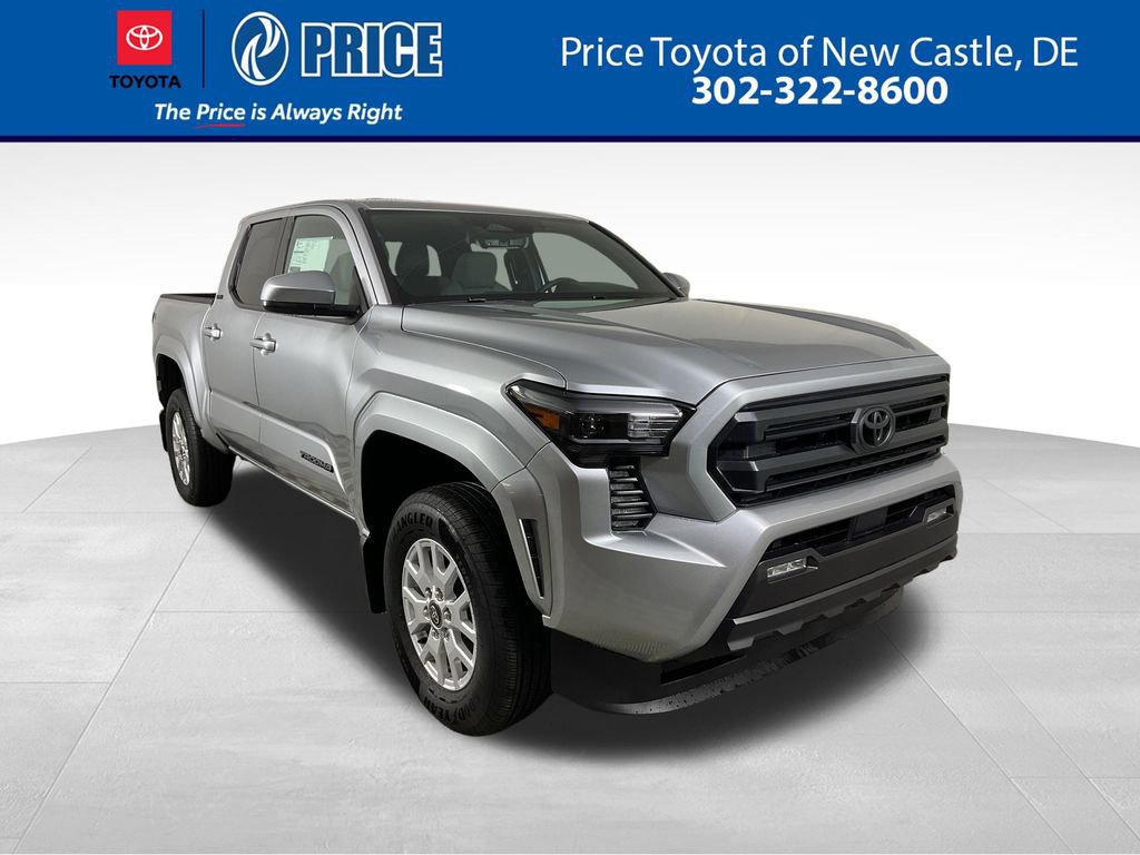 Used 2025 Toyota Tacoma SR5 image 1